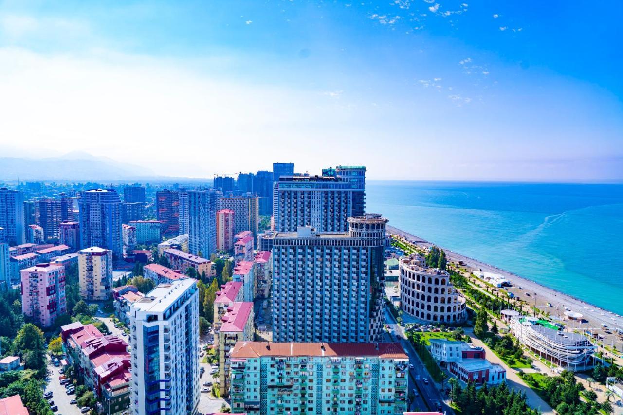 Orbi Sea View Apartment บาทูมิ ภายนอก รูปภาพ